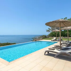 Villa Paradise Ii *