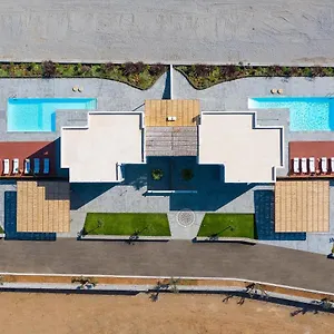 Anemos Villa *