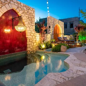 Sperveri Boutique Hotel 4*