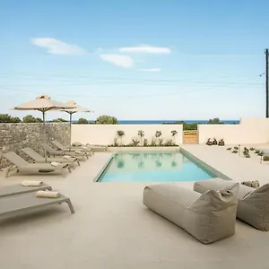 Ariadne Villa