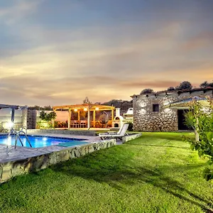 Villa Memi Front Kiotari
