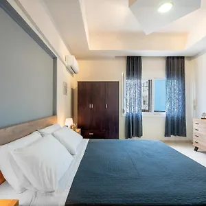 Appartement Townhall Apartment's