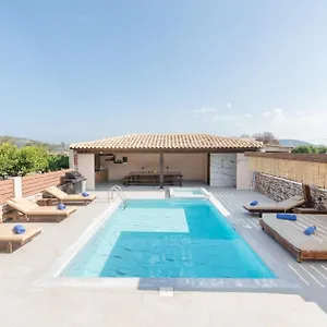 빌라 M & S - 4 Bedroom With Heated Pool *