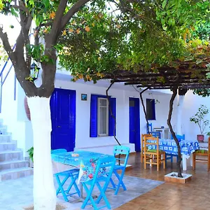 Stathis Hostel *