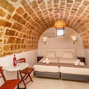 32 Old Town Guest house Rhodes City
