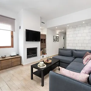 Ritas Modern In-city House Semesterbostad