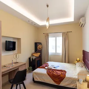 Four Season Apartment *