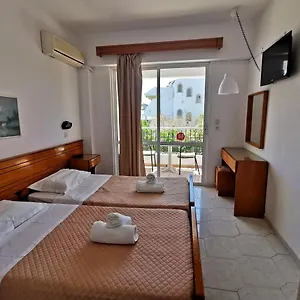 فندق Mike's House فاليراكي