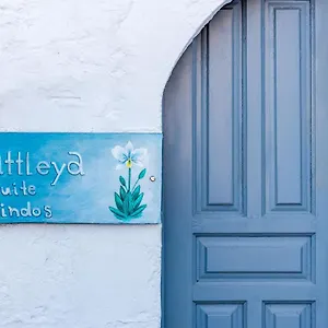 Cattleya Apartment
