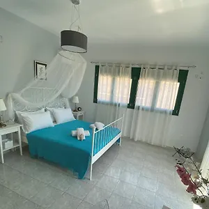 Paraskevi's - Center W/ Lovely Park View