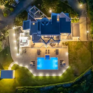Villa Monte Smith Luxury *