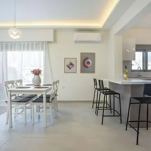 Cozy In The Heart Of Rhodes Center Apartment Rhodes City