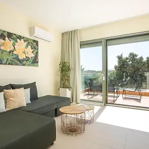 Eden Lily- Luxurious With Sea View