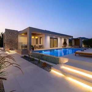 Golf Villa