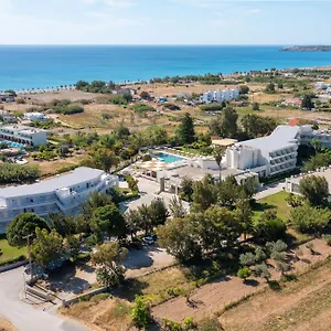 Hotel Bay Village 4*