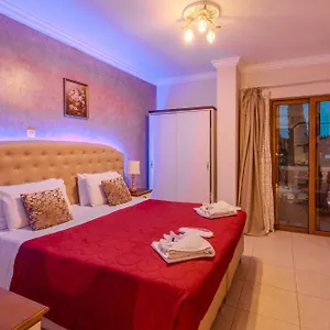 Knights' Castle B&B