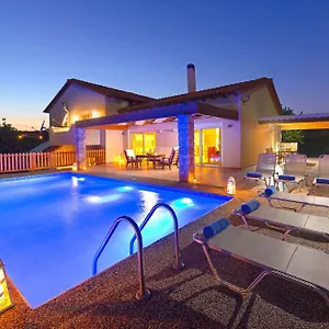 Olive Private Swimming Pool 5 Bdr Rhodes