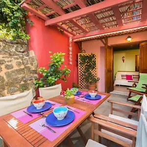 Hébergement de vacances Old Town, Beautiful Garden, Luxurious Rhodes City