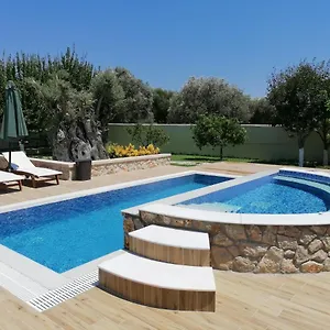 Villa Mata - 600m² With Private Pool&jacuzzi