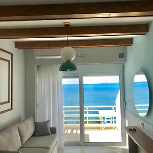 Skizenas Waterfront Apartments Apartment Haraki