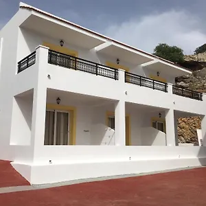 Coloma Pefkos *