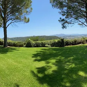 Nostrana Village Apartment