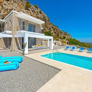 Villa Beautiful With Infinity Pool And Sea View