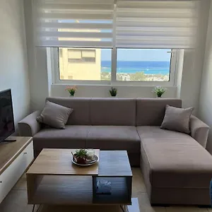 Apartment Karakonero View *
