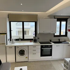 Apartamento 2-luxury Jacuzzi White By The Sea