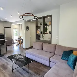 Apartment Mini City Getaway