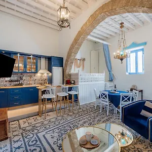 Sun Petradi Tradition & Luxury Σπίτι διακοπών