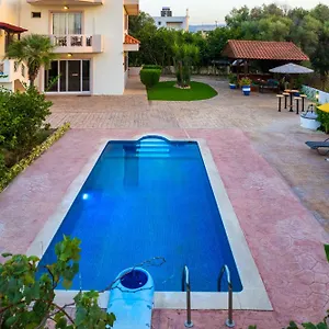Rea Luxury 5 Bdrs With Swimming Pool Βίλα