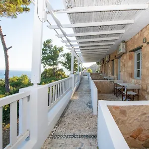 Karpathios Pefkos Hotell 3*