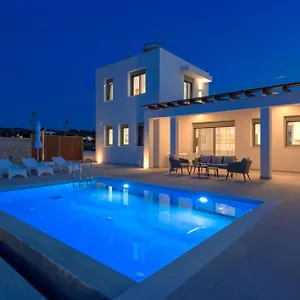 Panaxia Villa