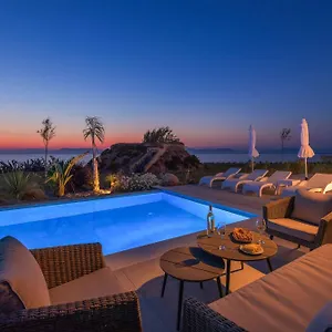Villa Panaxia Keema Theológos
