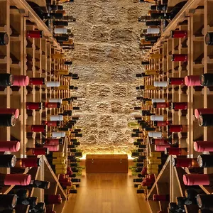 10gr Boutique & Wine Bar