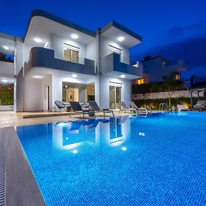 Villa Hill & Sea View