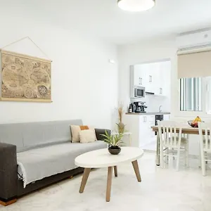 Gio Center *