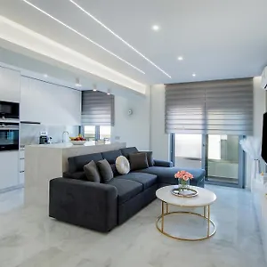 Rhodes Center Luxury *
