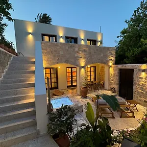 Vetus Vicinato Luxury Homes *
