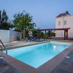 Вилла Verona Pool Villa