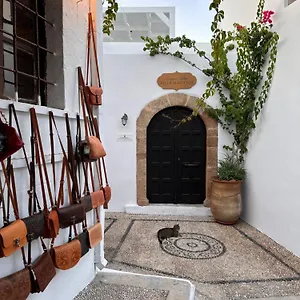 Elegant-lindian Marietta Lindos (Rhodes)
