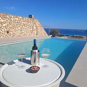 Mare Di Levante With Private Pool 빌라 린도스