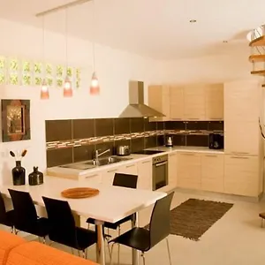 Executive Rhodes 4 Bedroom - 4 Bathroom Bd Pefkos