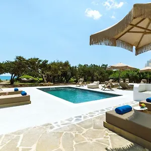 Villa Akti *