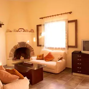 Sunny House מלון 3*