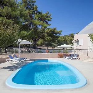 Villa The Olive Grove Private Pool With Star Links Wifi *