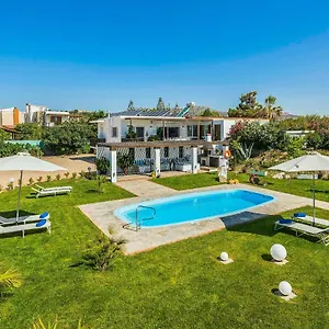 Afantou Beach Villa *