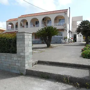 Apartment Dimitris & *
