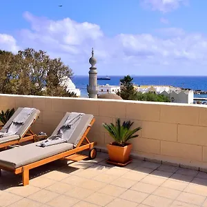 Apartment Center Penthouse - Medieval Town 10'- 2' *